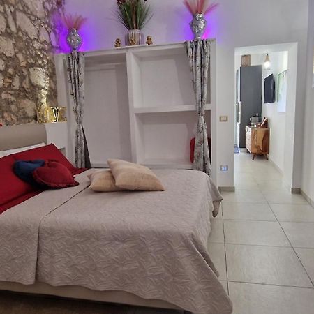Dimora Diaz 23A Apartment Syracuse ภายนอก รูปภาพ